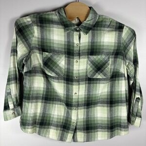 A New Approach Women's 0X Green Plaid Button Front‎ Long Sleeve 90s Flannel Top